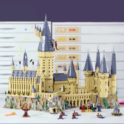 [No Box] Lepin 16060 Hogwarts Castle 71043 6742Pcs Harry Potter Series -Chic Toy Shop 23e5be7c0d