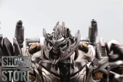 Black Mamba LS-06S Tank Mega Commander Megatron Studio Series SS13 Battle Damaged Version -Chic Toy Shop 447fb70449