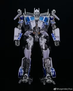 LegendaryToys LT02-W Optimus Prime MPM-04 White Version -Chic Toy Shop 713ae21442