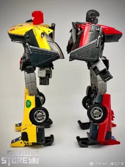 XTransbots MX-23D Fioravanti Omnibot Overdrive Diamond Limited Version -Chic Toy Shop 78a083c513