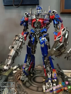 [Pre-Order] HEAT Studio Custom Made Transformers Dark Of The Moon Optimus Prime Statue -Chic Toy Shop 91a22c62ab