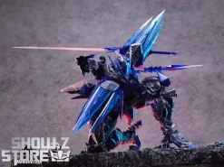 Strange Work 1/20 Frosty Cat Model Kit Clear Version -Chic Toy Shop deeaf9335d