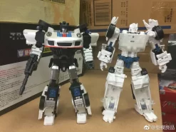 Yes Model YM13 RF-03 Rover Streetwise -Chic Toy Shop e06fb0d295