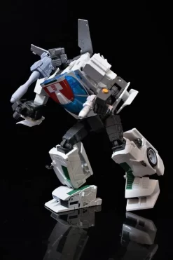 Takara MP-20+ Wheeljack Anime Color -Chic Toy Shop e4a2bb5ea8